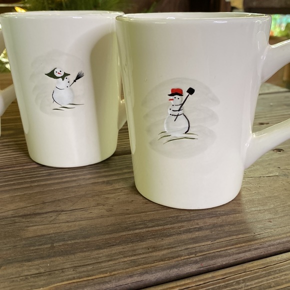 Williams Sonoma Set of 4 Assorted Snowman Decorative Collectible Seasonal Mugs⛄️ - Picture 2 of 16